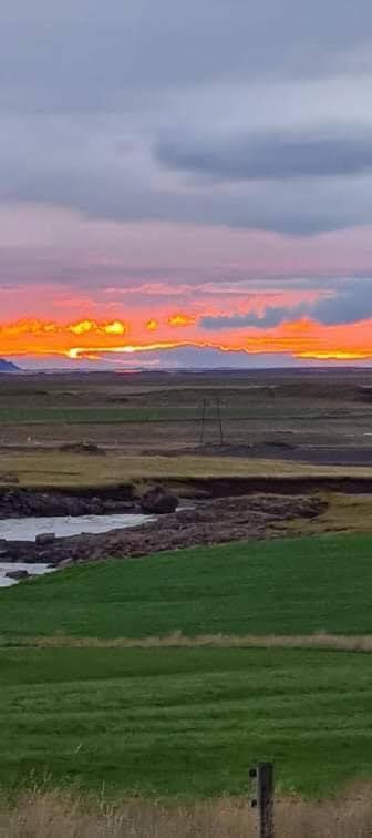 Guesthouse Stekkatun Skálafell Exteriör bild