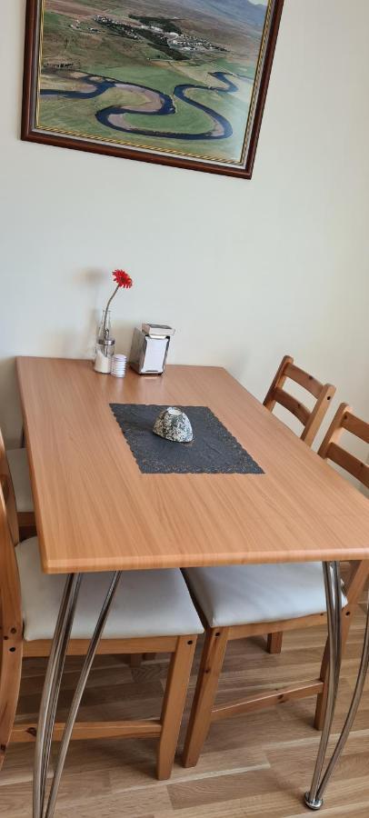 Guesthouse Stekkatun Skálafell Exteriör bild