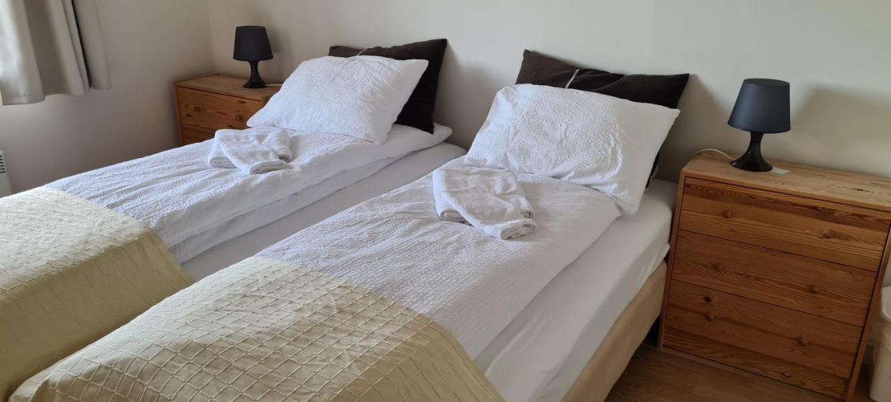 Guesthouse Stekkatun Skálafell Exteriör bild