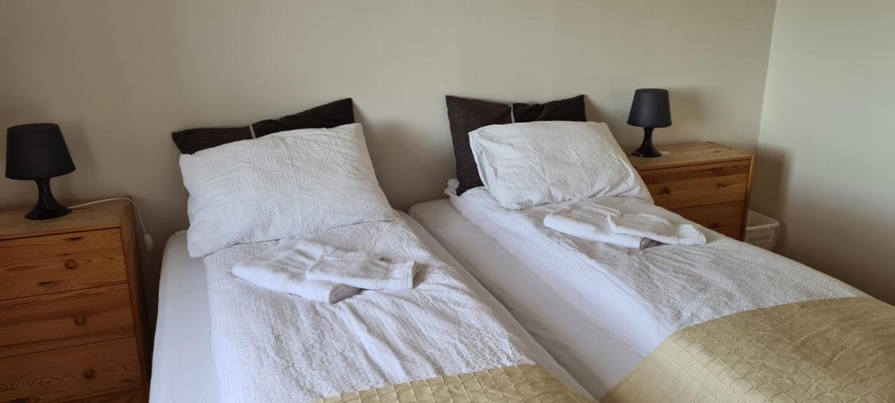 Guesthouse Stekkatun Skálafell Exteriör bild
